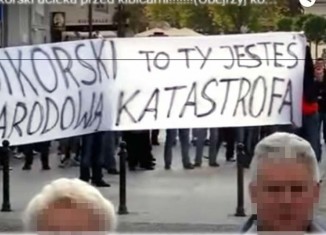 Sikorski posrany
