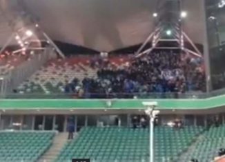 Legia – Ruch akcja na trybunie gości!